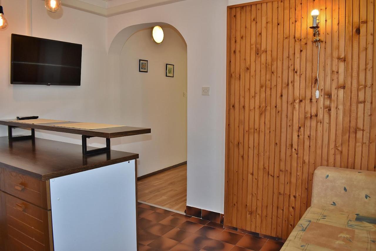 Apartments Zenko Rab Town Exterior foto
