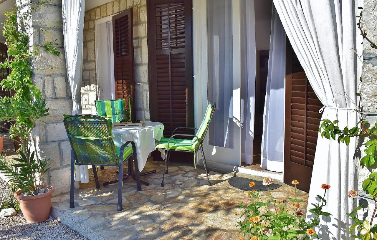 Apartments Zenko Rab Town Exterior foto